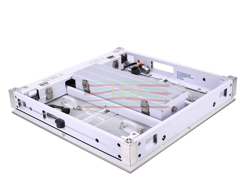 P2.9 outdoor LED screen aluminium cabinet - Image 2